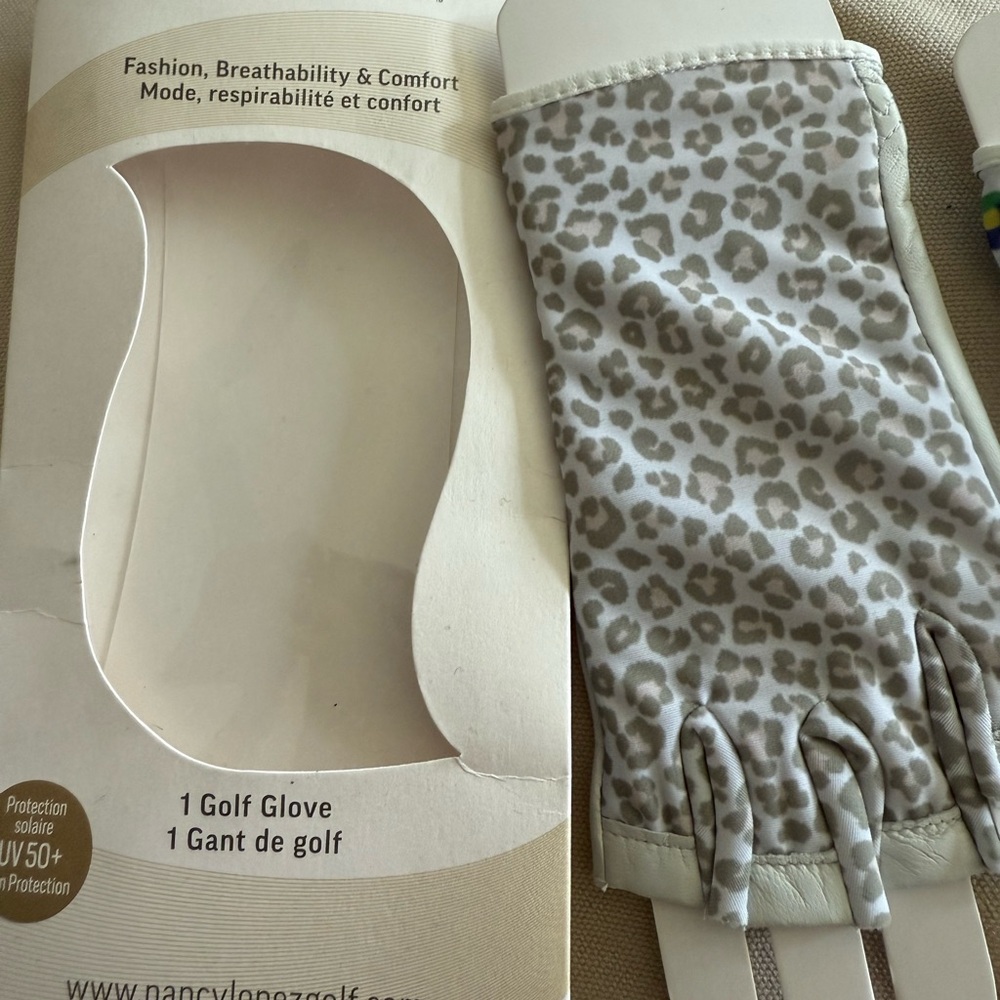 Leopard Print Golf Glove
